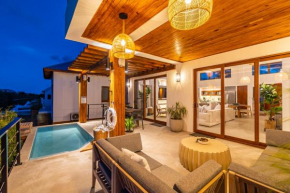 Casa Brisa & The PoolClub at Mahogany Bay!